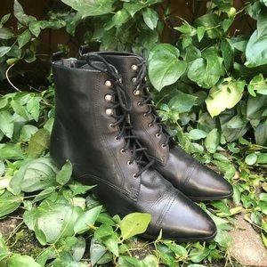 Vintage 1980s pixie boots